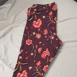 Patterned leggings